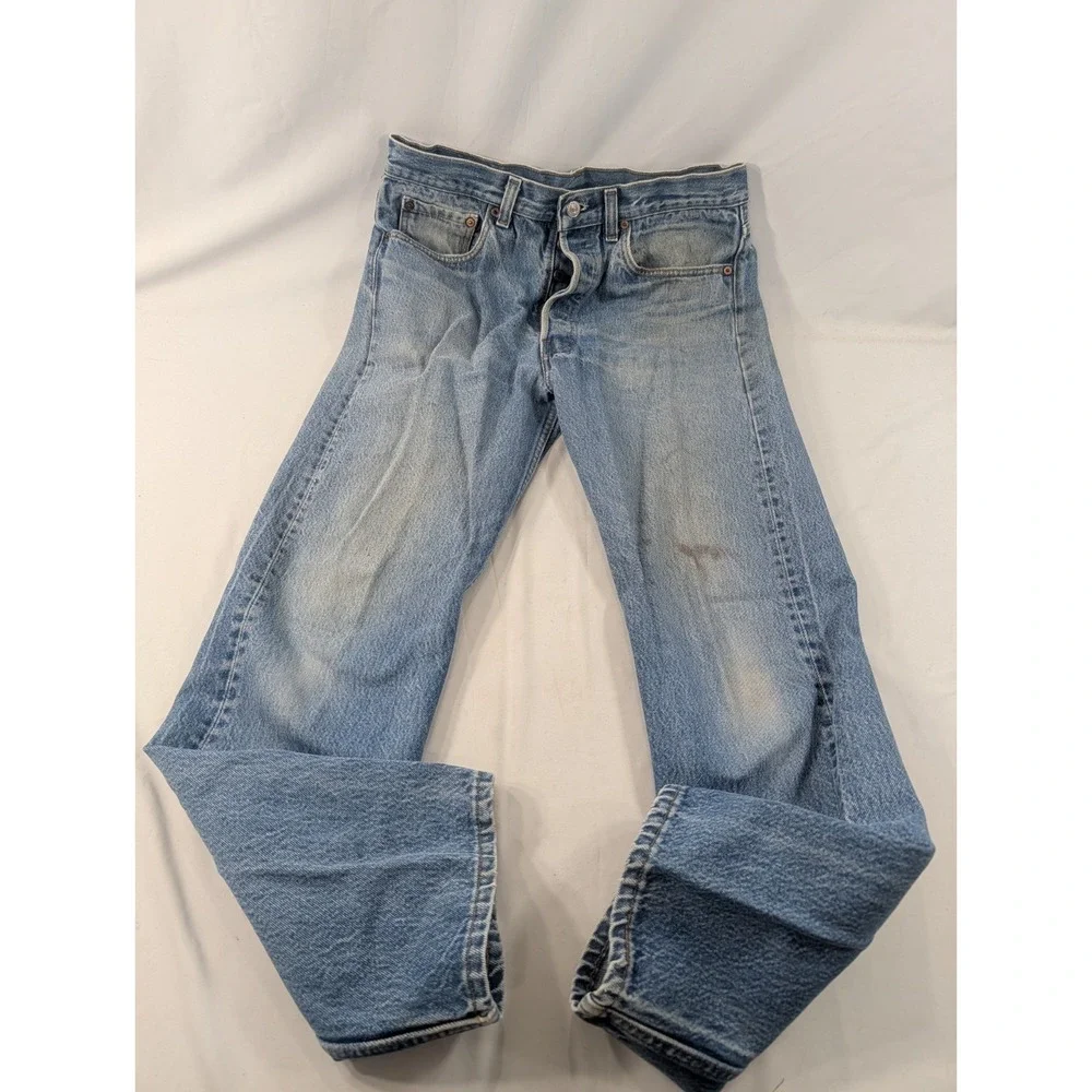 Levis stains discoloration